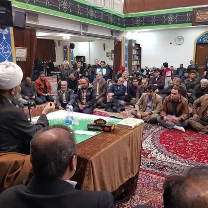 جلسه ملاقات مردمی مسئولان قضایی استان مرکزی با مردم اراک برگزار شد/ شناسایی مشکلات حاشیه شهر از سوی فعالان دانشجویی
