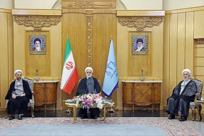 وحدت میان همه ملل و دوّل اسلامی یکی از راهبرد&zwnj;های اساسی ایران است
