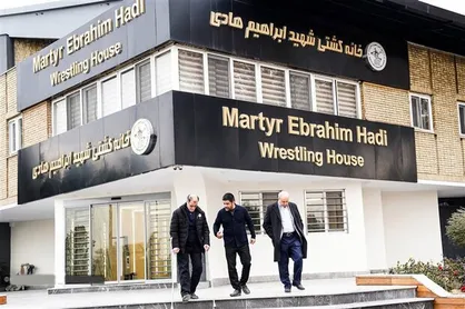 رئیس و دبیر کمیته ملی المپیک از فدراسیون کشتی بازدید کردند