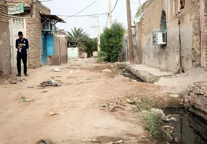 بررسی مشکلات قطعی آب &laquo;مَلاشیه&raquo; اهواز / ۱۶ سال مدیریت برای حل مسائل آبفا خوزستان کافی نیست؟ + فیلم