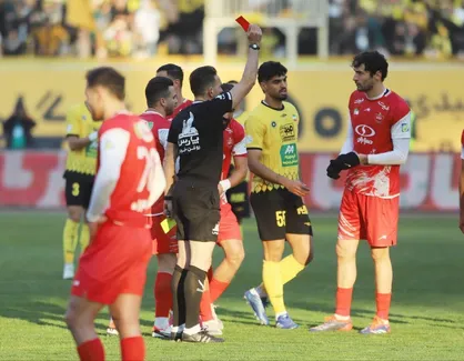VAR در قلب جنجال؛ کلاتنبرگ: گولسیانی نباید اخراج می&zwnj;شد