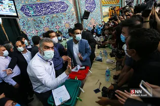 شرکت عبدالناصر همتی در انتخابات ۱۴۰۰
