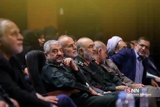 مراسم رونمایی از آثار اسنادی و پژوهشی دفاع مقدس