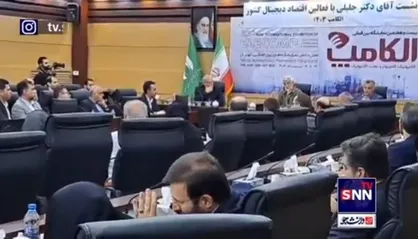 جلیلی: سرعت اینترنت موبایل حداقل ۱۰ برابر و اینترنت ثابت باید ۵۰ برابر افزایش یابد/ توسعه فیبر نوری باید به 100 درصد برسد