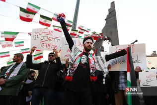 تجمع دانشجویان دانشگاه‌ تهران در اعتراض به معامله قرن