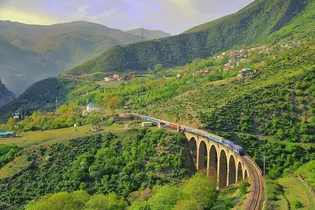 توسعه شبکه ریلی کلید اتصال تجارت ایران به بازارهای جهانی