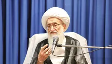مراجع و علما مشکلات کشور را به مسئولین تذکر داده‌اند