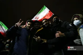 شادی مردم تهران پس از صعود تیم ملی فوتبال به جام جهانی
