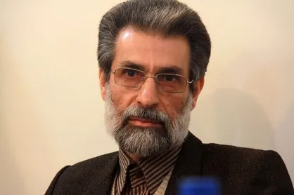سرشار: جوایز ادبی بین&zwnj;المللی سیاسی هستند
