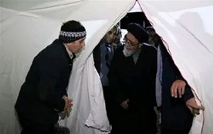 ابلاغ پیام همدردی رهبر معظم انقلاب به زلزله زدگان آذربایجان شرقی