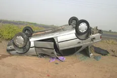 واژگونی پژو با ۵ کشته و مجروح