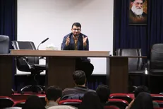مستند الف. الف. پاریس در دانشگاه علامه طباطبائی اکران و نقد شد