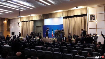 دولت در گشودن قفل&zwnj;های سیاسی و اقتصادی ناکام بوده/ تفکرات شما بلایی برسر اقتصاد آورد که جنگ جهانی نیاورد