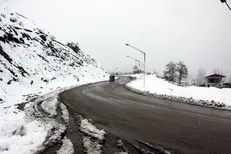 محورهای شمالی باز هستند/ ترافیک سنگین آزادراه قزوین-کرج-تهران