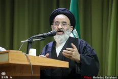 نامه مقام معظم رهبری به جوانان اروپایی فرصت اندیشیدن را برای آن‌ها فراهم کرد/ غرب باید خود را از هاله صهیونیسم خارج کند