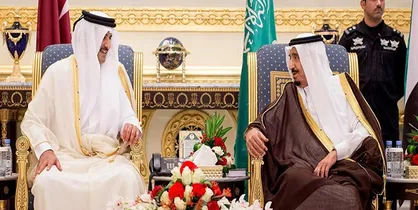 پادشاه سعودی از امیر قطر برای سفر به عربستان دعوت خواهد کرد