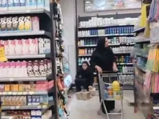 گزارشی از وضعیت فروشگاه‌های استان تهران/ قفسه‌ها جای کالای جدید ندارند!