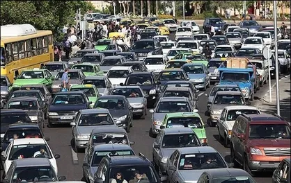ترافیک سنگین در محور&zwnj;های منتهی به تهران/ بارش و مه&zwnj;گرفتگی در جاده&zwnj;های شمالی و ۸ استان کشور