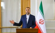 ماکرون به وضعیت داخلی فرانسه رسیدگی کند