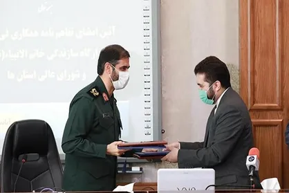 تفاهم نامه همکاری بین قرارگاه سازندگی خاتم الانبیاء و شورای عالی استان&zwnj;ها امضا شد