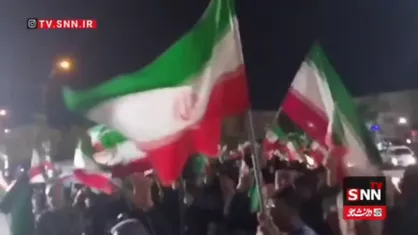تداوم اجتماعات مردمی در چهل و دومین شب از حماسه حضور ملت ایران؛ انبوه جمعیت در میدان محمدیه و خیابان مولوی + فیلم