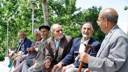 گیلان پیرترین استان کشور