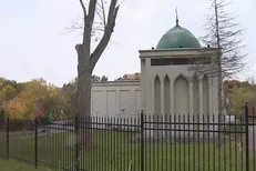 شعارنویسی در مسجد تورنتو نشانه تشدید اسلام‌هراسی است