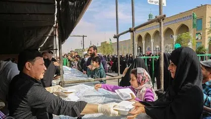 برپای موکب اربعین شهدای شهرستان درمیان با همت خیران و اهل سنت