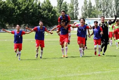 امید&zwnj;ها تمرین صبحگاهی کردند