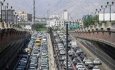 وضعیت ترافیک در معابر اصلی تهران/ یک بزرگراه شلوغ است