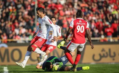 پرسپولیس به برگزاری یک بازی بدون حضور تماشاگرانش محکوم شد
