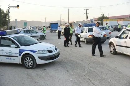 پلیس راهور دست در دست آتش نشانان