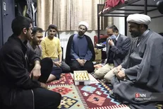 بازدید رئیس نهاد رهبری در دانشگاه‌ها از خوابگاه‌های دانشجویی +عکس