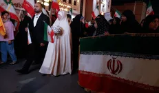 گزارش اختصاصی SNNTV از مراسم ازدواج جانفداهای ایرانی در میدان امام حسین (ع) / امشب پیام امید و زندگی مردم ایران به جهان مخابره خواهد شد + فیلم