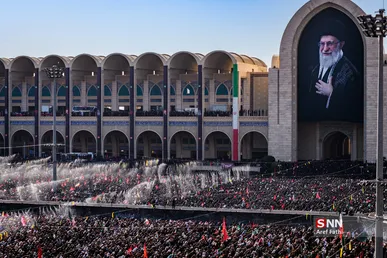 گزارش الجزیره از حضور میلیونی در تشییع قائد شهید امّت در تهران
