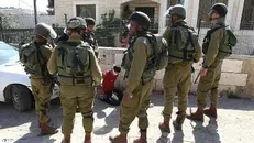 نظامیان صهیونیست ۴ فلسطینی را بازداشت کردند
