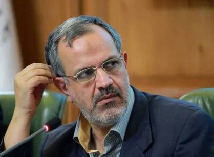 تذکر مسجد جامعی به نحوه بازپیرایی میدان امام خمینی (ره)