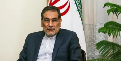 شمخانی: مدافعان سلامت در شرایط تحریم جانشان را کف دست گرفته&zwnj;اند / کرونا را شکست می&zwnj;دهیم