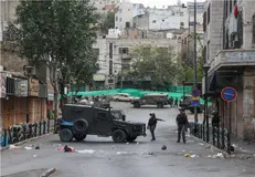 زخمی شدن یک جوان فلسطینی بر اثر یورش رژیم صهیونیستی به کرانه باختری