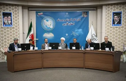 امام&zwnj;جمعه شیراز: آموزش دروس تربیتی و پرورشی در مدارس فارس جدی&zwnj;تر دنبال شود