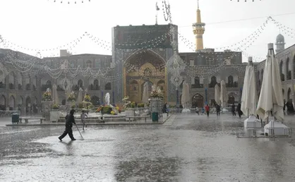 شمیم باران در حرم مطهر رضوی