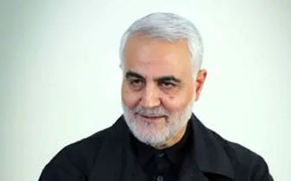 اشاره سردار سلیمانی به قرارگیری در یک قدمی شهادت در فتح بستان در دست&zwnj;نوشته خود به فرزندش