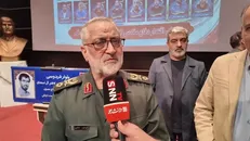 سردار شکارچی: آمریکایی‌ها غلط می‌کنند که می‌گویند برد موشک‌هایتان را کوتاه کنید+فیلم