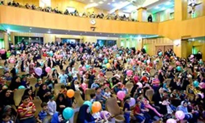کودکان جشن غدیر را در آستان سیدالکریم (ع) برپا می&zwnj;کنند