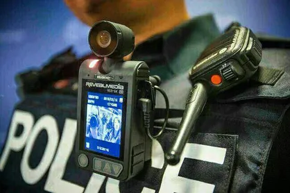 دوربین&zwnj;های ثبت تخلفات بر روی لباس پلیس نصب می&zwnj;شود