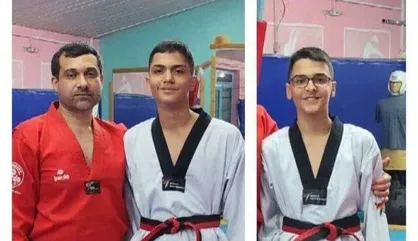 شهادت دو برادر تکواندوکار و خانواده&zwnj;شان در حملات آمریکا: &laquo;حسین و محسن شاکری و عرفان لطفی به درجه رفیع شهادت نائل شدند&raquo;
