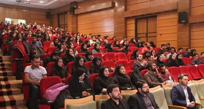 یازدهمین جشنواره درون دانشگاهی حرکت دانشگاه امام خمینی(ره) به کار خود پایان داد