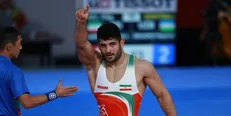 کشتی آزاد قهرمانی بزرگسالان آسیا؛ ششمین طلای ایران برگردن کریمی‎درخشید