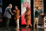 هنرمند برگزیده جبهه فرهنگی انقلاب