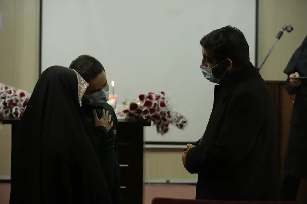 حضور داوطلبان جمعیت امام رضایی‌ها در بیمارستان ۵۰۱ ارتش 